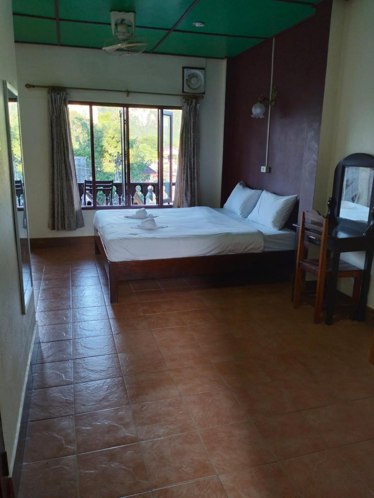 Bungalows Le Jardin Vangvieng Vang Vieng Exterior photo