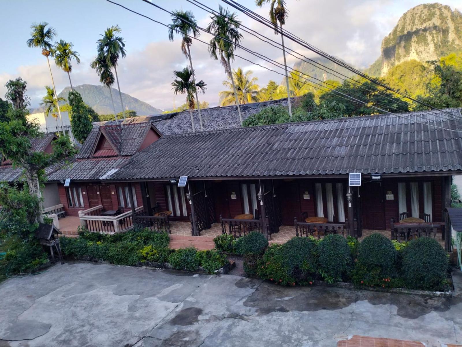 Bungalows Le Jardin Vangvieng Vang Vieng Exterior photo