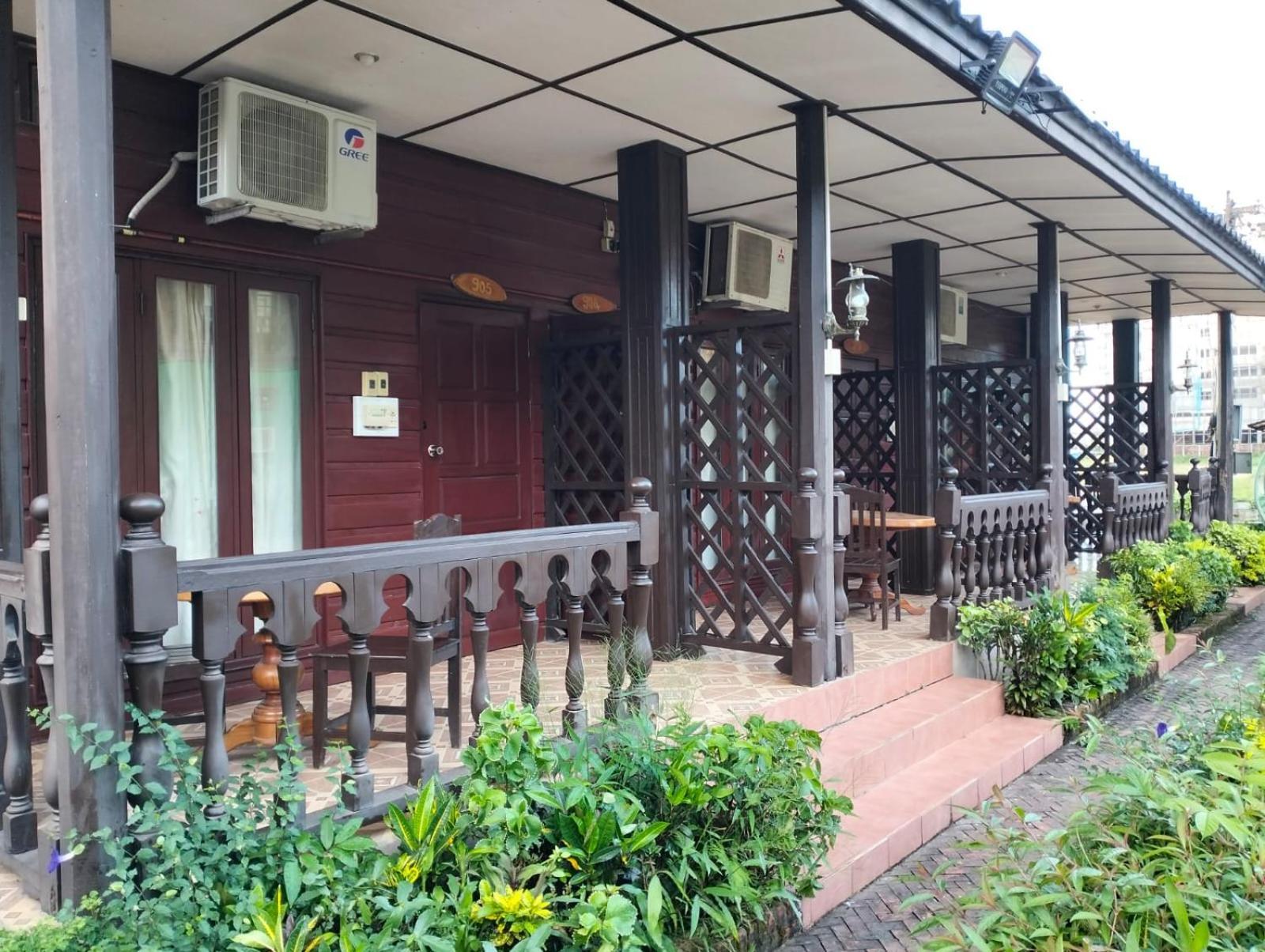 Bungalows Le Jardin Vangvieng Vang Vieng Exterior photo